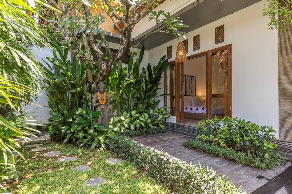 Pulesari 3 Bedrooms *