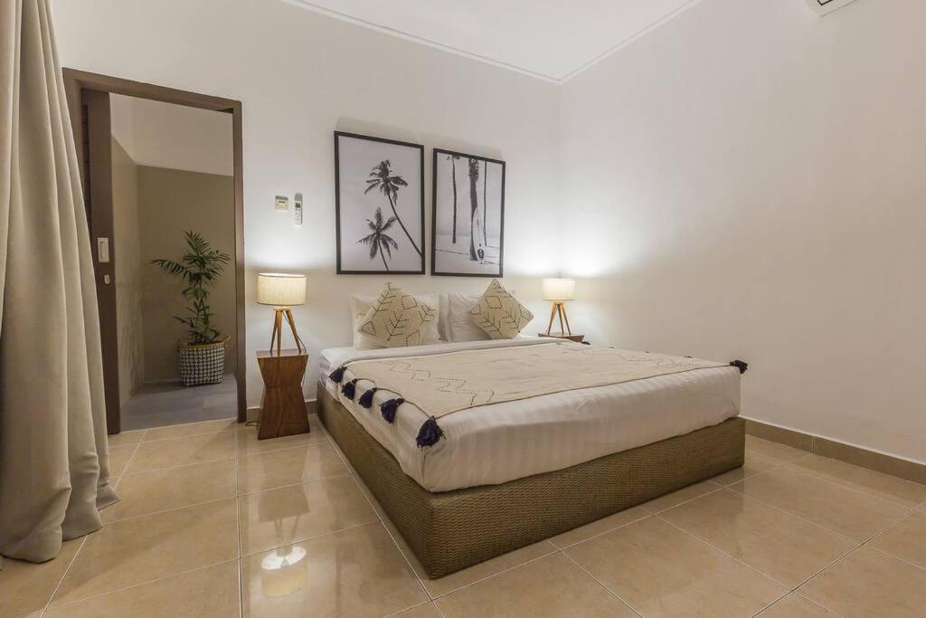 Pulesari 3 Bedrooms Villa Seminyak (Bali)